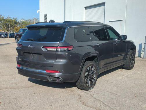 2022 Jeep Grand Cherokee L Overland
