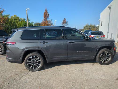 2022 Jeep Grand Cherokee L Overland