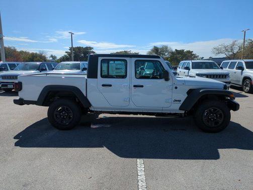 2026 Jeep Gladiator Sport