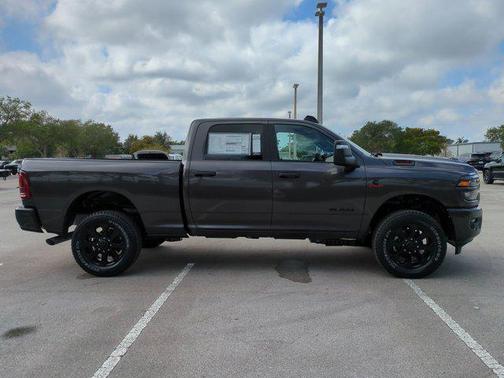 2025 RAM 2500 Big Horn Crew Cab 4x4 6'4' Box