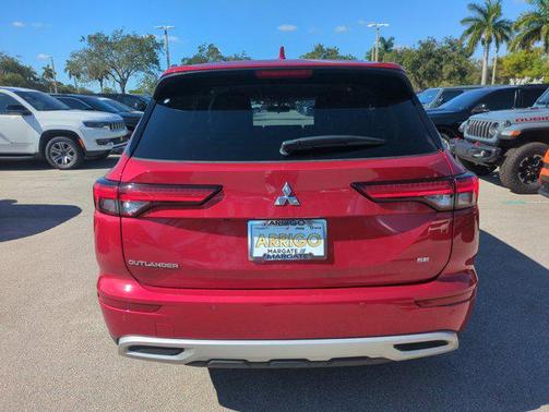 2024 Mitsubishi Outlander SE 2.5 2WD