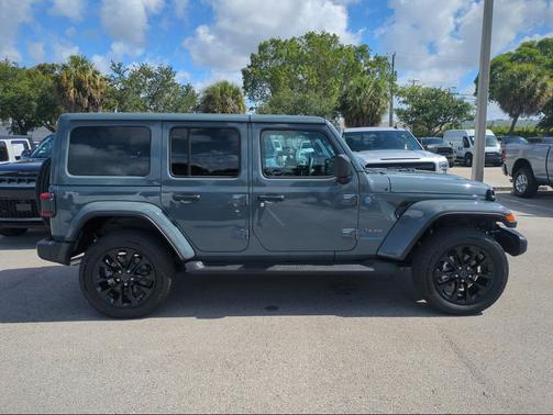Anvil Clearcoat 2025 Jeep Wrangler 4xe Sahara