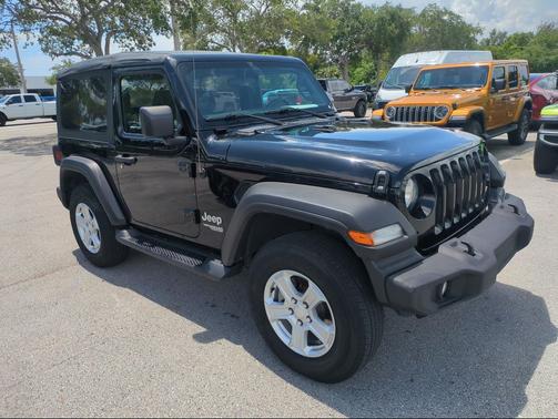 Black Clearcoat 2021 Jeep Wrangler Sport S