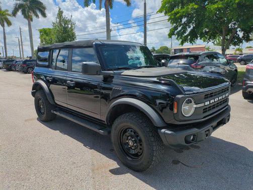 2022 Ford Bronco Black Diamond