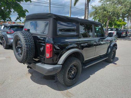 2022 Ford Bronco Black Diamond