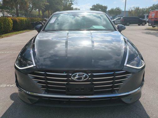 2023 Hyundai SONATA SE