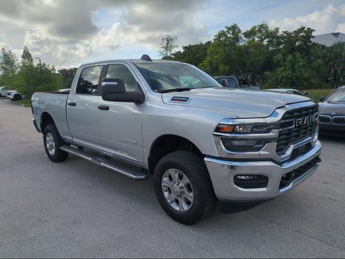 Silver Zynith 2026 RAM 2500 Big Horn Crew Cab 4x4 6'4' Box