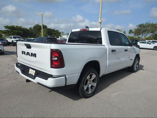 Bright White Clearcoat 2026 RAM 1500 Express