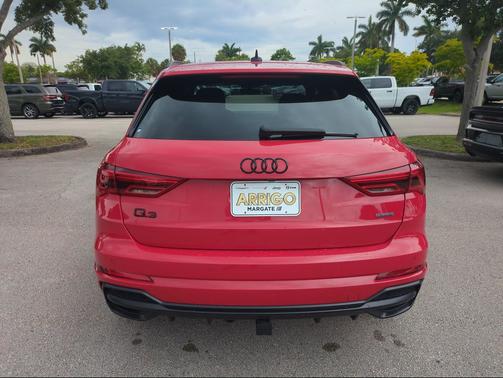 Tango Red Metallic 2022 Audi Q3 45 S line Premium Plus