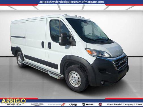 Bright White Clearcoat 2025 RAM ProMaster 2500 Tradesman