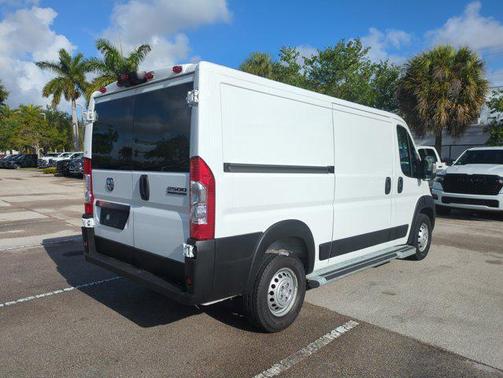 Bright White Clearcoat 2025 RAM ProMaster 2500 Tradesman