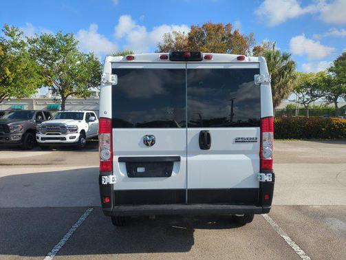 Bright White Clearcoat 2025 RAM ProMaster 2500 Tradesman