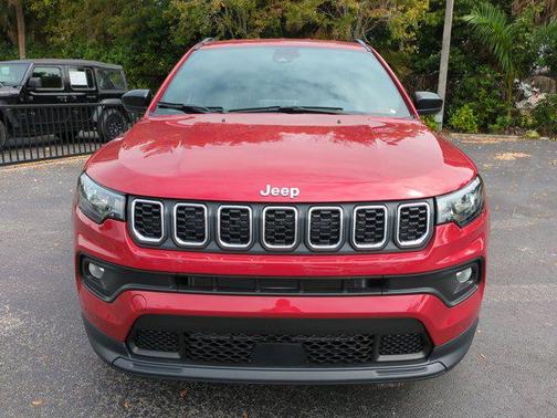 2025 Jeep Compass Latitude