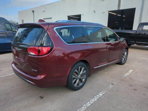 2018 Chrysler Pacifica Limited