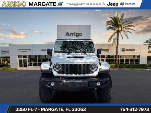 Bright White Clearcoat 2027 Jeep Wrangler Rubicon