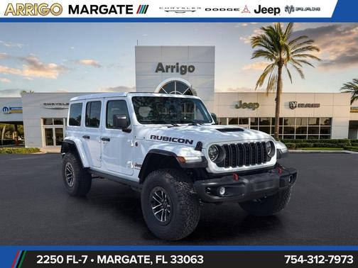 Bright White Clearcoat 2027 Jeep Wrangler Rubicon