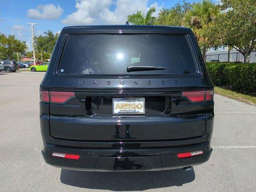 2025 Jeep Wagoneer L Series II Carbide 4x4