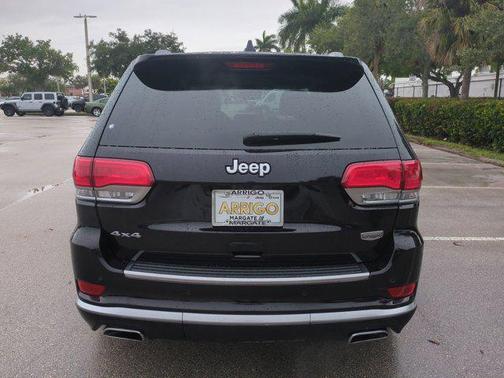 2021 Jeep Grand Cherokee Summit