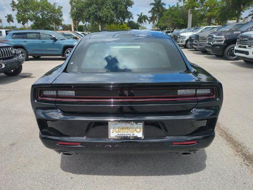 Diamond Black Crystal Pearlcoat 2026 Dodge Charger R/T