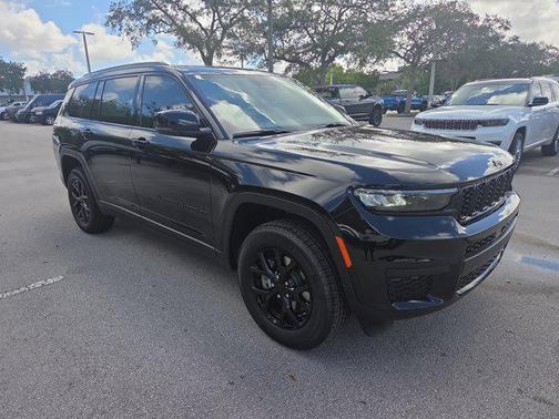 2025 Jeep Grand Cherokee L Altitude