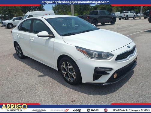 Clear White 2019 Kia Forte LXS