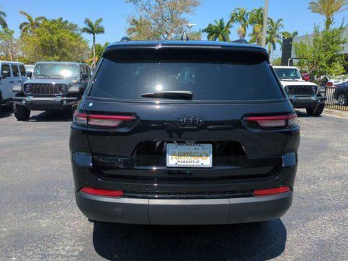 2025 Jeep Grand Cherokee L Altitude