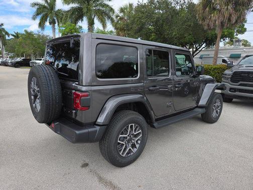 2026 Jeep Wrangler 4-Door Sahara 4x4