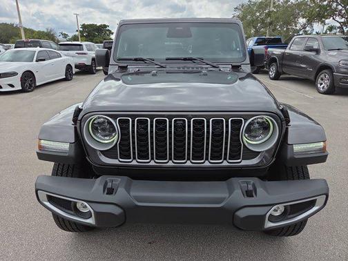2026 Jeep Wrangler 4-Door Sahara 4x4