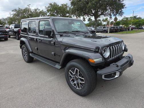 2026 Jeep Wrangler 4-Door Sahara 4x4