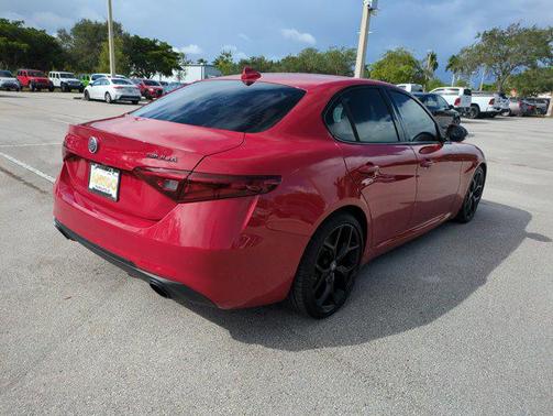 2020 Alfa Romeo Giulia Base