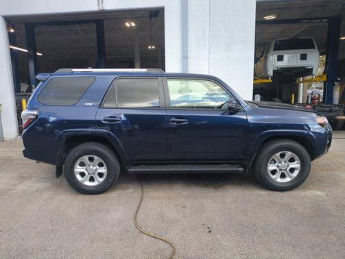 2020 Toyota 4Runner SR5