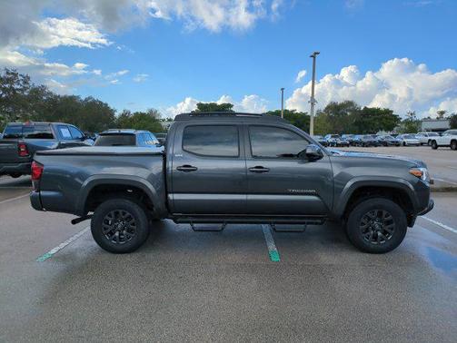 2022 Toyota Tacoma SR5