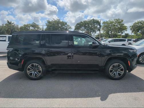 High Gloss Black 2026 Jeep Grand Wagoneer 4x2
