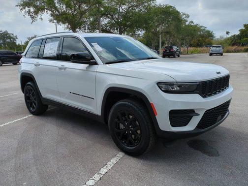 2025 Jeep Grand Cherokee Altitude