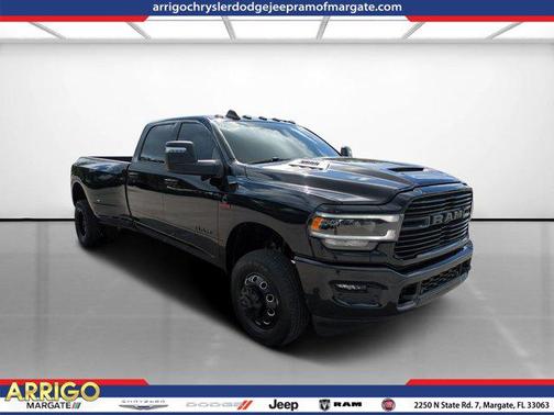 2024 RAM 3500 Laramie Crew Cab 4x4 8' Box