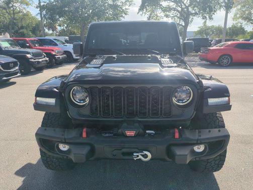 2026 Jeep Gladiator Shadow Ops