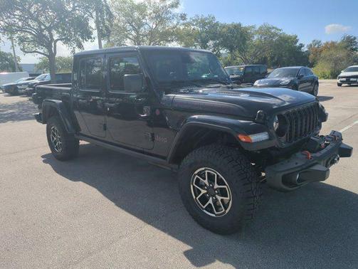 2026 Jeep Gladiator Shadow Ops