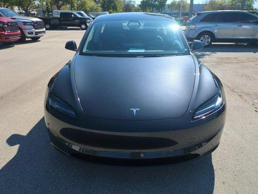 2025 Tesla Model 3 Long Range