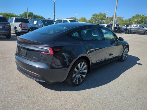 2025 Tesla Model 3 Long Range