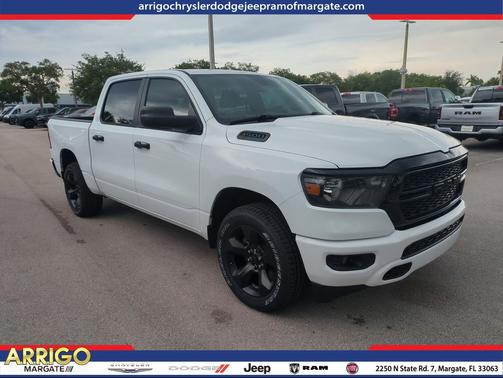 Bright White Clearcoat 2024 RAM 1500 Tradesman