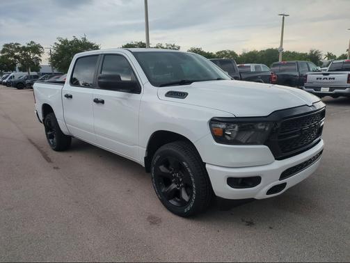 Bright White Clearcoat 2024 RAM 1500 Tradesman