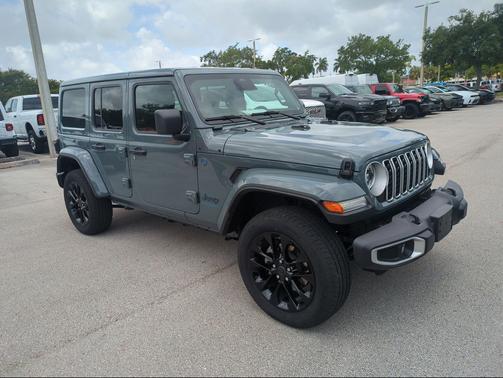 Anvil Clearcoat 2025 Jeep Wrangler 4xe Sahara