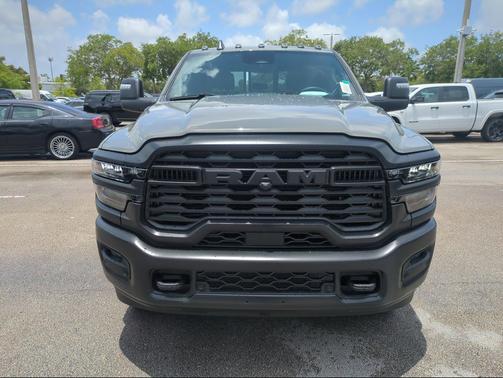 Ceramic Gray Clearcoat 2026 RAM 2500 Warlock Crew Cab 4x4 6'4' Box