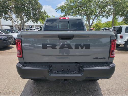 Ceramic Gray Clearcoat 2026 RAM 2500 Warlock Crew Cab 4x4 6'4' Box