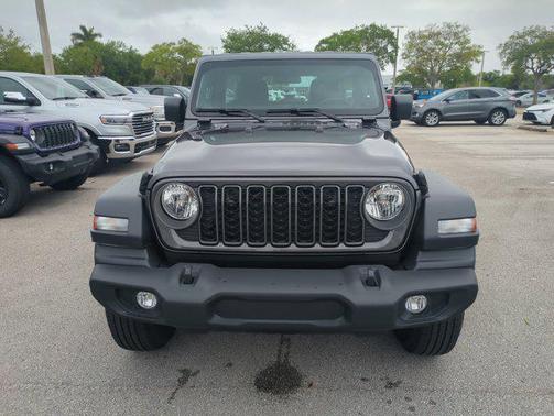 Granite Crystal Metallic Clearcoat 2026 Jeep Wrangler Sport