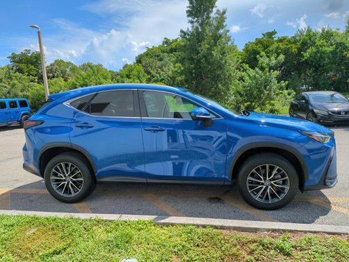 2023 Lexus NX 250 Premium
