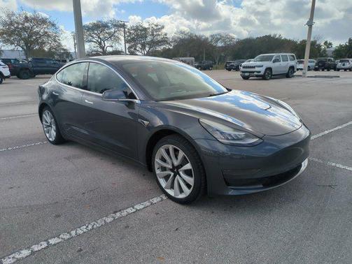 2020 Tesla Model 3 Standard Range