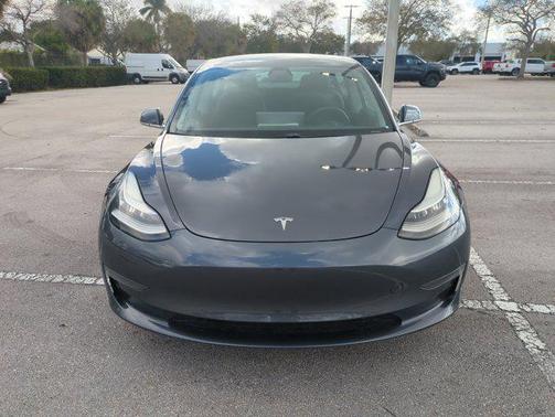 2020 Tesla Model 3 Standard Range