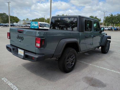2025 Jeep Gladiator Sport S