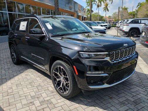 2025 Jeep Grand Cherokee Summit